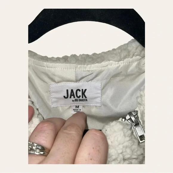 0105W. JACK BY BB DAKOTA SHERPA JACKET FULL ZIP WITH POCKETS SIZE MEDIUM WHITE - Picture 7 of 12